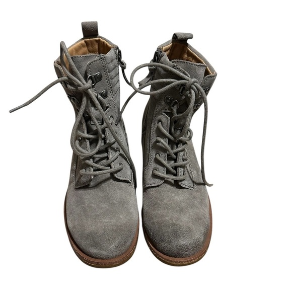 Sofft Baxter Gray Lace Up Ankle Boots with Quilted Detailing Leather Women SZ 7 - Picture 3 of 11